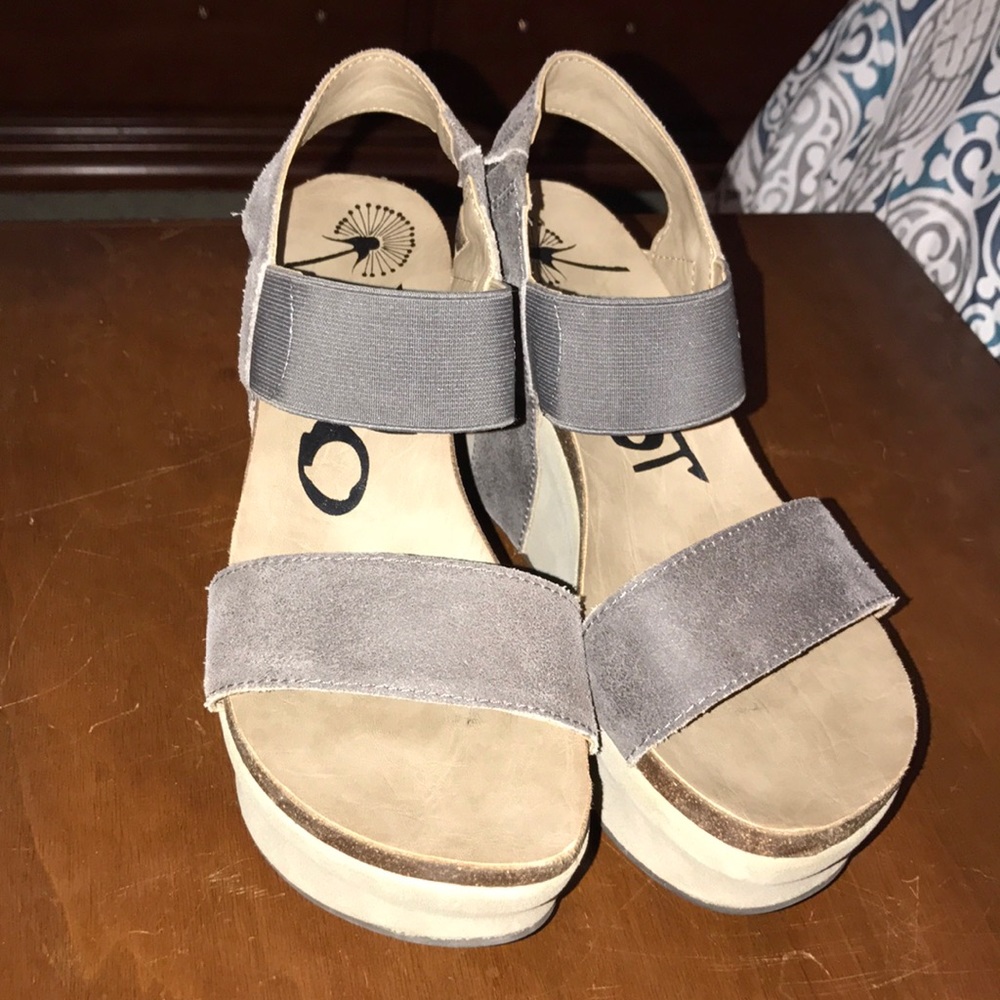 OTBT bunshell shoes in soft grey